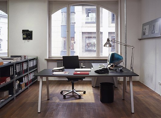 How to Effectively Manage Difficult Employees: The AWOL