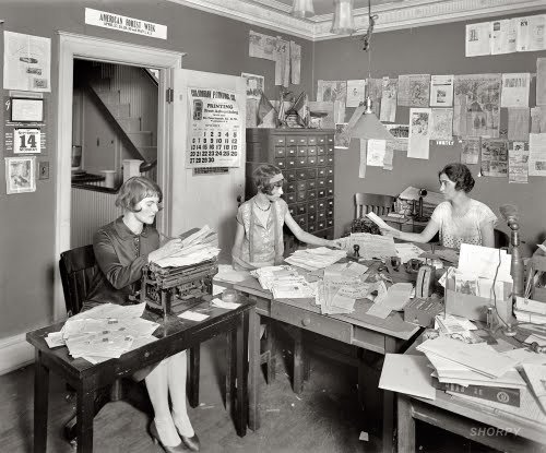 How to Create a Positive Collaborative Environment for Freelance and Full-time Employees