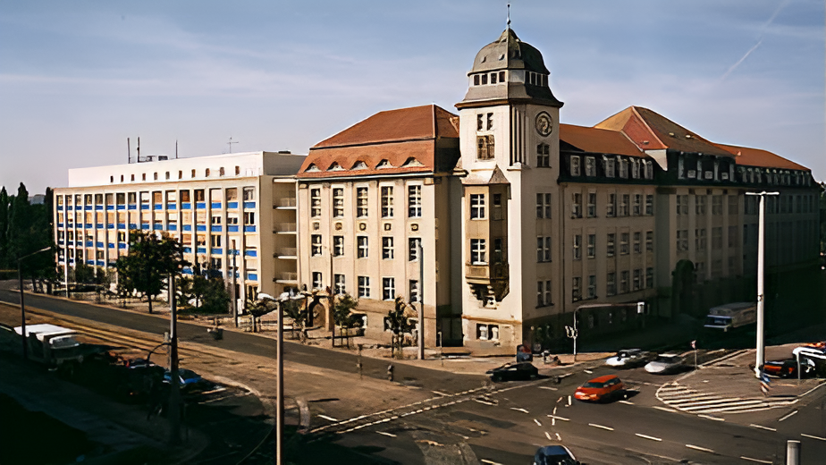 The Future of HR: Anne Loehr Interviewed By German Professor, Dr. Peter M. Wald
