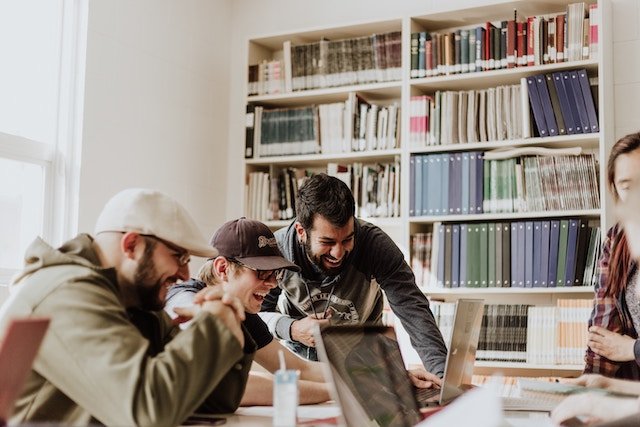 How High-performing Organizations Inspire Employee Engagement, Innovation and Loyalty