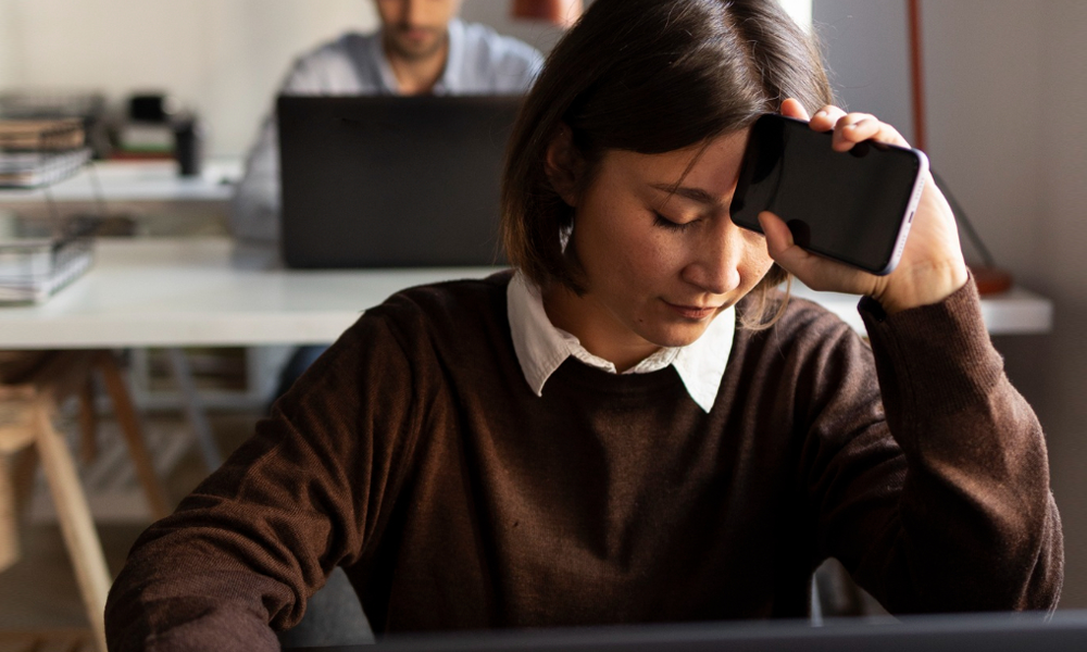 Fallibility as a Performance Advantage